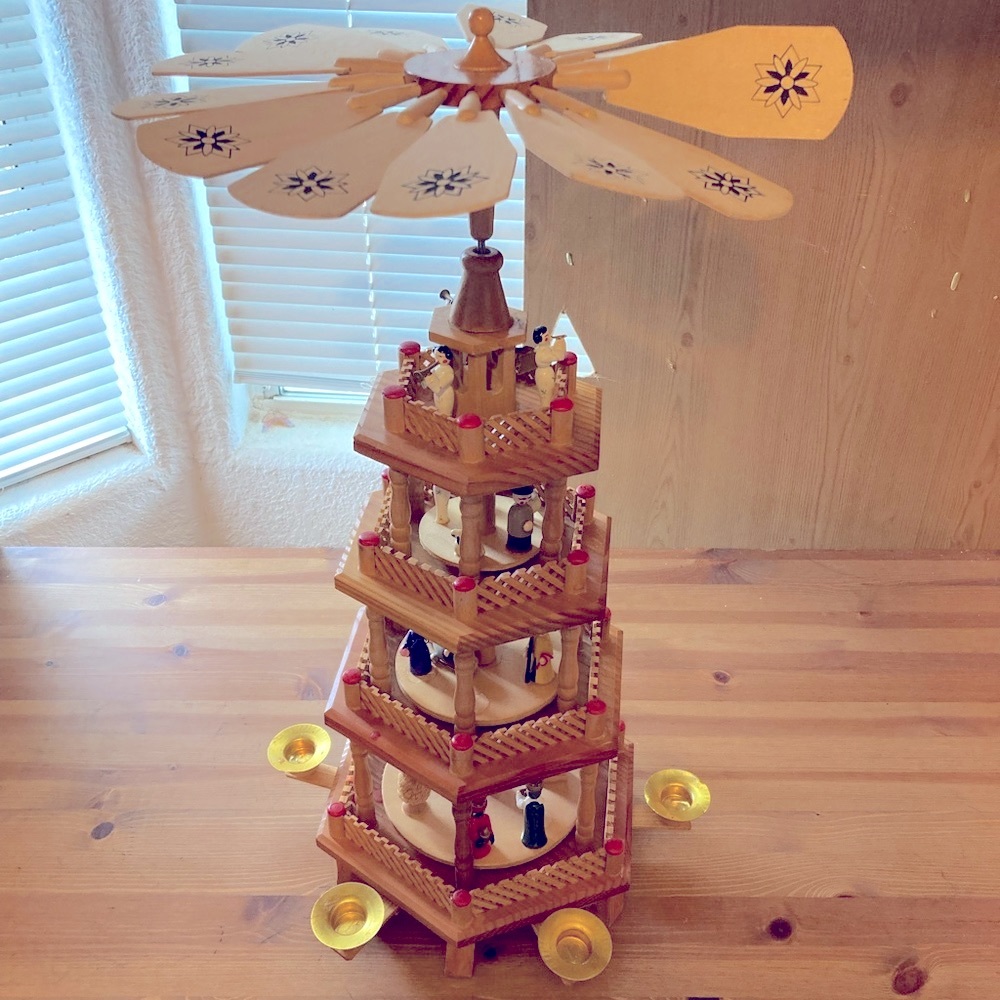 Weihnachts Pyramid-4 Tier